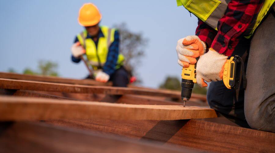 Expert Emergency Roof Repairs services in Bismarck, IL